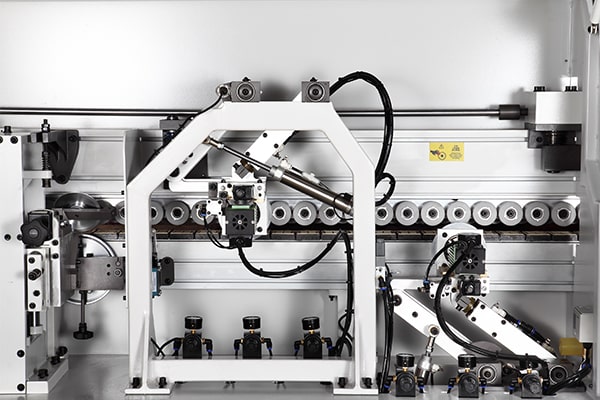 SE-108B全自動直線封邊機