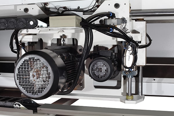 鋸座及鋸片驅(qū)動裝置 鋸座及鋸片驅(qū)動裝置